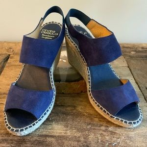 Andre Assous Espadrilles Euro Size 39/US 8.5